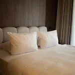 Penthouse Lebada View * Bukareszt