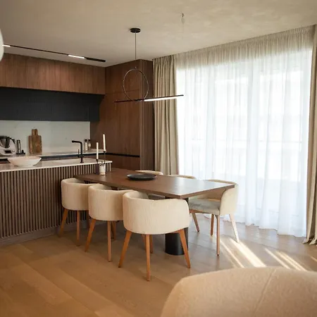 Apartment Penthouse Lebada View Bucharest