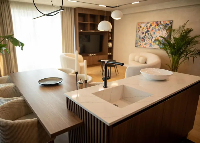 Penthouse Lebada View