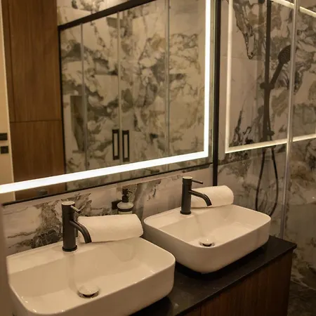 Apartman Penthouse Lebada View