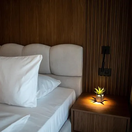 Penthouse Lebada View